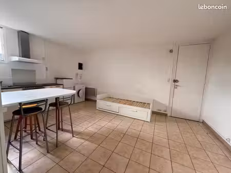 studio rive droite