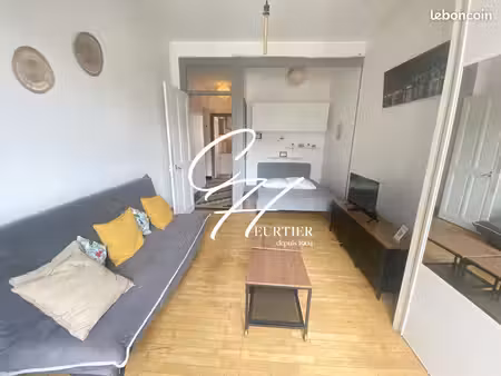appartement 1 pièce 43 m²