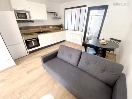 t2 meublé tout confort – refait à neuf – centre-ville la grand-croix (42320)