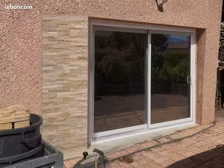 studio a louer en rez de jardin