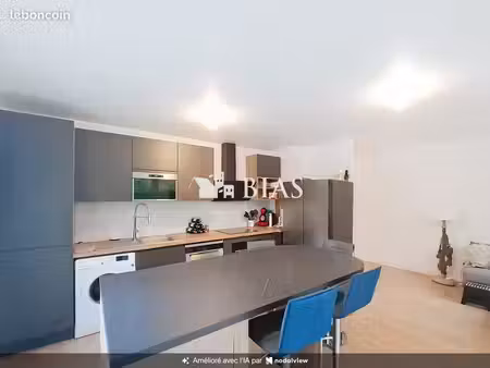 appartement 3 pièces 64 m²