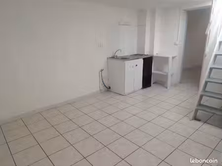 appartement avec terrasse tropezinne