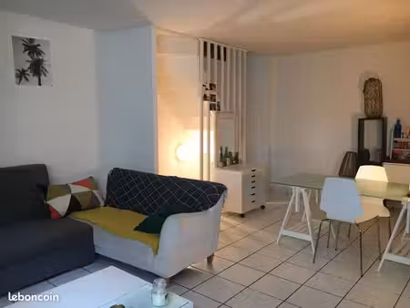 bordeaux gambetta/ judaïque : appartement en triplex avec garage