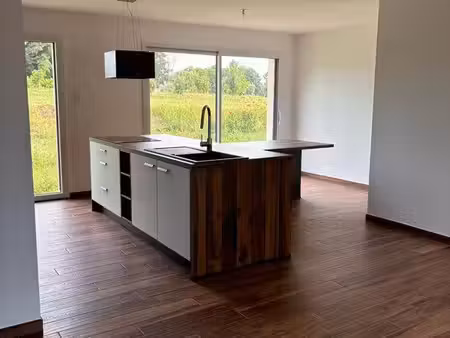 maison neuve plain pied escoville