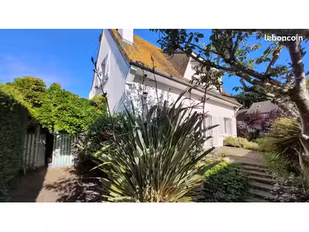 maison 4 pièces 134 m²