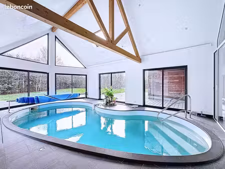 maison d’architecte 232 m² avec piscine intérieure – idéale famille ou investissement loca
