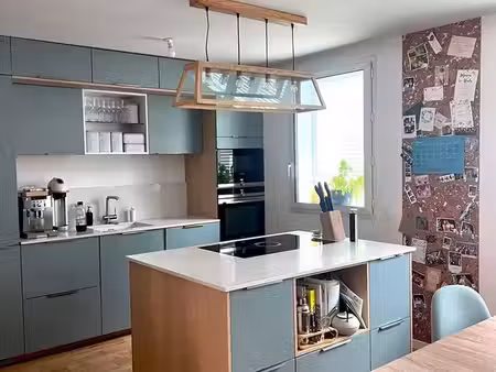 t2 lumineux traversant avec balcon au calme – 48 m² entièrement rénové – quartier piscine 