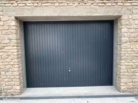 box garage proximité immédiate de bayeux