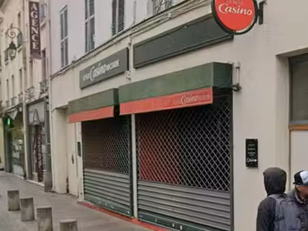 local commercial 269 m² nanterre
