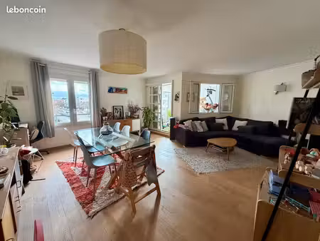 t4 quartier saint quentin montigny le bretonneux