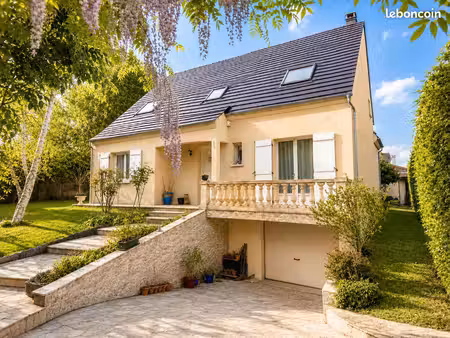 maison à vendre 7p - 185m² - terrain de 750m²