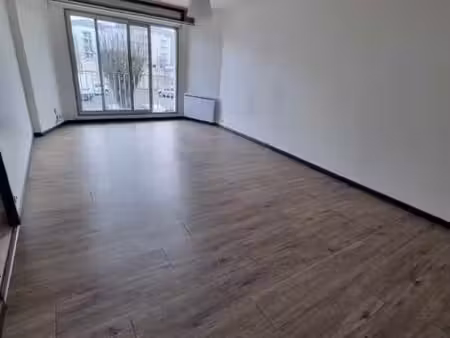 appartement 50m2 avec balcon + place parking