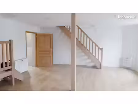 appartement 2 pièces 64 m²