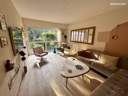 à vendre appartement 6 pièces - 4 chambres vélizy