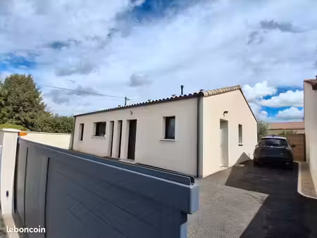 maison contemporaine de plain-pied neuve (2021) - quartier surimeau
