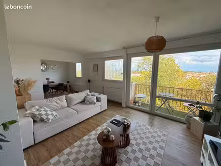 appartement 3 pièces de 70m2 à louer  non meublé