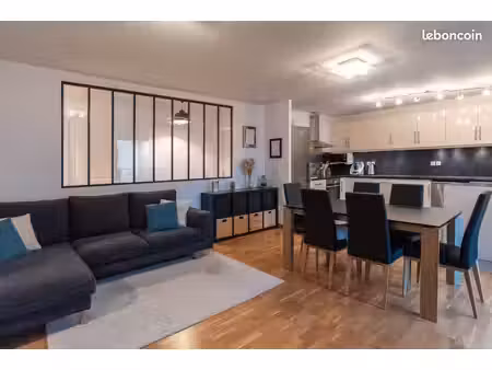 bel appt t4 de 95m² – familial  fonctionnel et traversant – balcon – 2 parkings (nogent-su