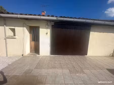 maison mitoyenne à étage à louer à castelsarrasin
