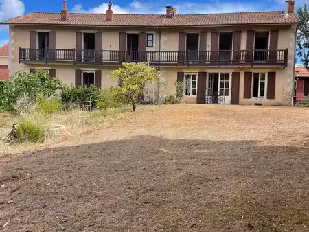 a vendre grande maison en centre ville