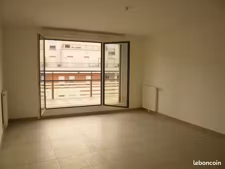 appartement 3 pièces 65 m²