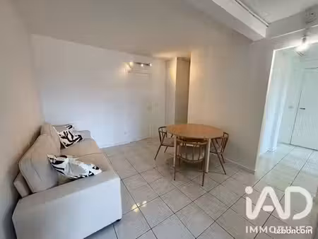 appartement 5 pièces 11 m²