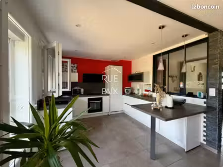 maison 5 pièces 84 m²