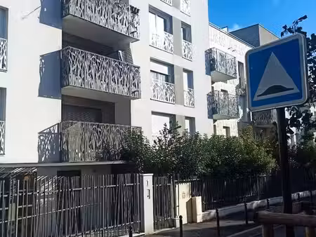 loue 2 pièces non meublé 44 m2 à villiers sur marne