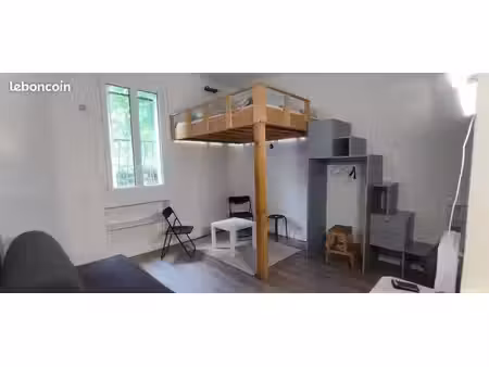 studio meublé 19 m² – rdc sur cour – 750 cc – disponible immédiatement