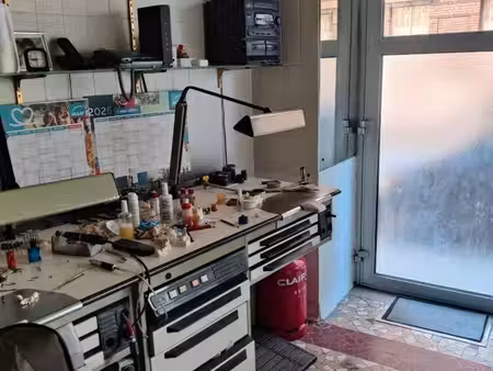 locale prothésiste dentaire à vendre et bail offert