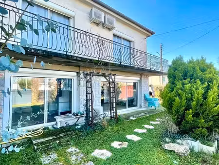 maison spacieuse avec fort potentiel – 170 m² – terrain 500 m² – garage – dépendances