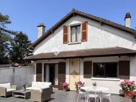 maison 7 pièces 100 m²