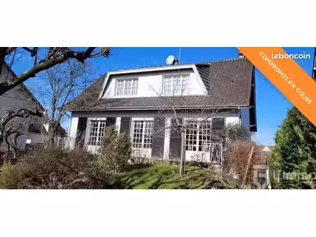 maison 9 pièces 144 m²