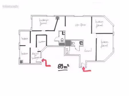 à louer : bureaux / locaux professionnels de 89 m² + double box en sous-sol en option