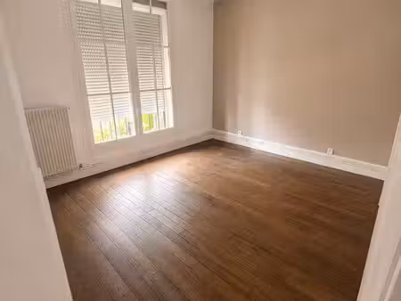 appartement 60m2 avec jardin privé et cave