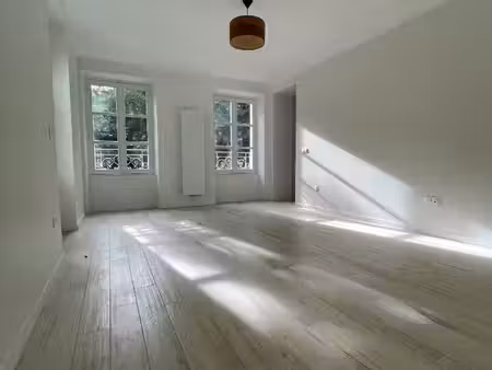 appartement 5 pièces 109 m²