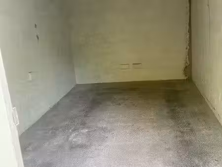 box / garage individuel facile d'accès