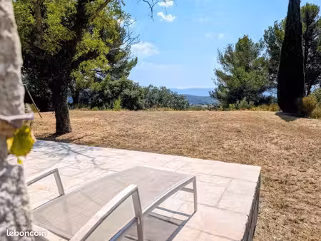 villa 5 pièces 145 m²