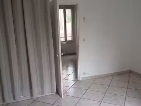 appartement t2 rdc à louer