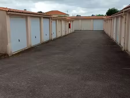 box fermé à vendre – 85100 les sables-d’olonne -