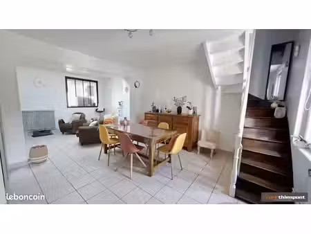 maison de ville 4 pièces 80 m²