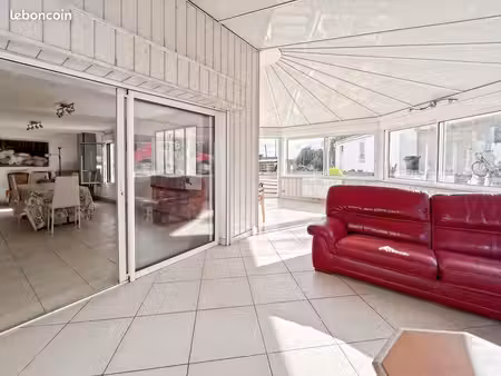maison 5 pièces 183 m²