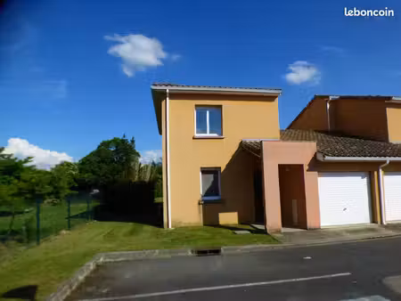 loue maison t4 climatisée secteur corporal dans résidence sécurisée