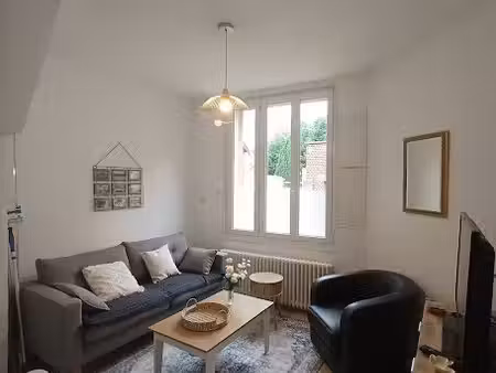 maison 6 pièces 110 m²