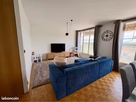 appartement 70 m² entièrement rénové – 2 chambres  balcon  box et cave