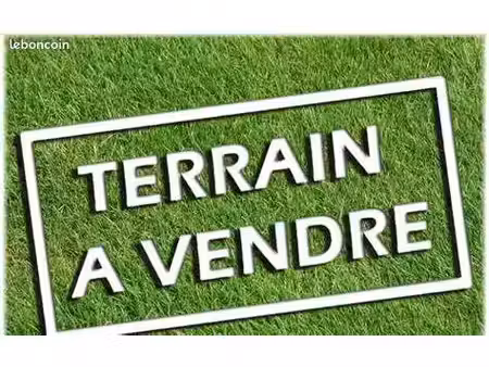 terrain 236 m² pertuis
