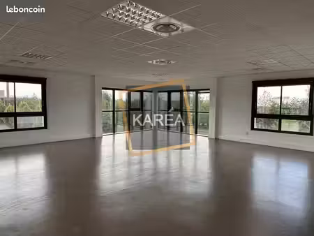 bureaux 275 m² ferrieres-en-brie