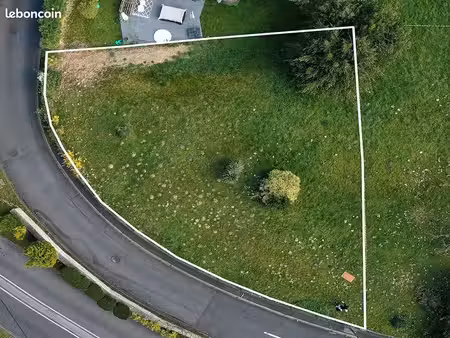 terrain 544 m² presles