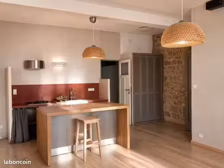 cadenet (84) bel appartement 2 pieces 55m² (plein centre) a vendre 230 000