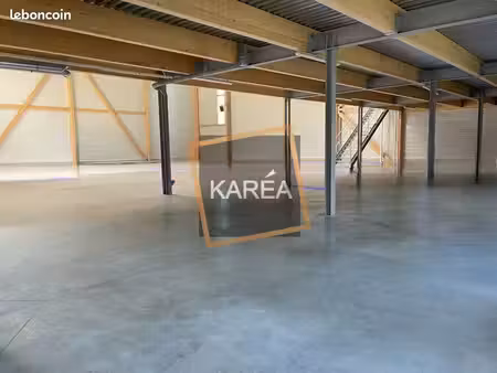 local d'activite 781 m² chanteloup en brie
