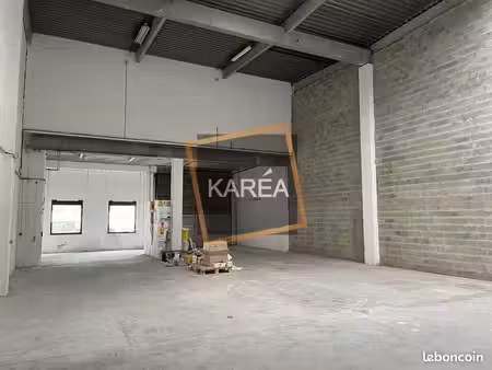 local d'activite 502 m² lognes